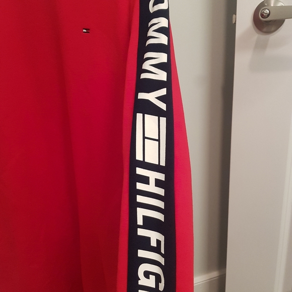 Tommy Hilfiger sweater dress - Picture 2 of 3